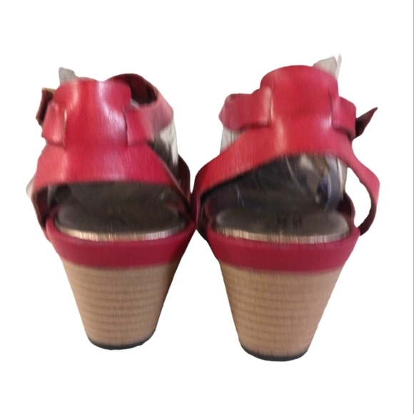 Clarks Bendables Red Gladiator Sandals Wedge Heel Strappy Sandal - Picture 6 of 12